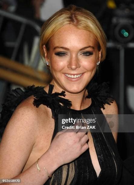 lindsay lohan hot pics|382 Lindsay Lohan Gallery Stock Photos & High.